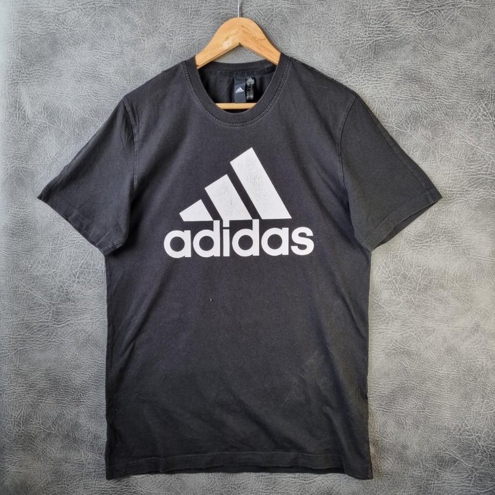 Adidas 90s Graphic TShirt Black Tee womens - Picture 1 of 4